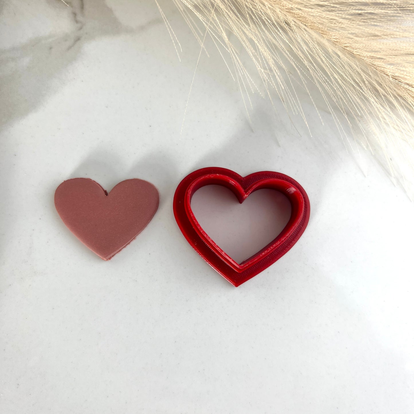 Cortadores de arcilla polimérica de San Valentín de corazón mediano