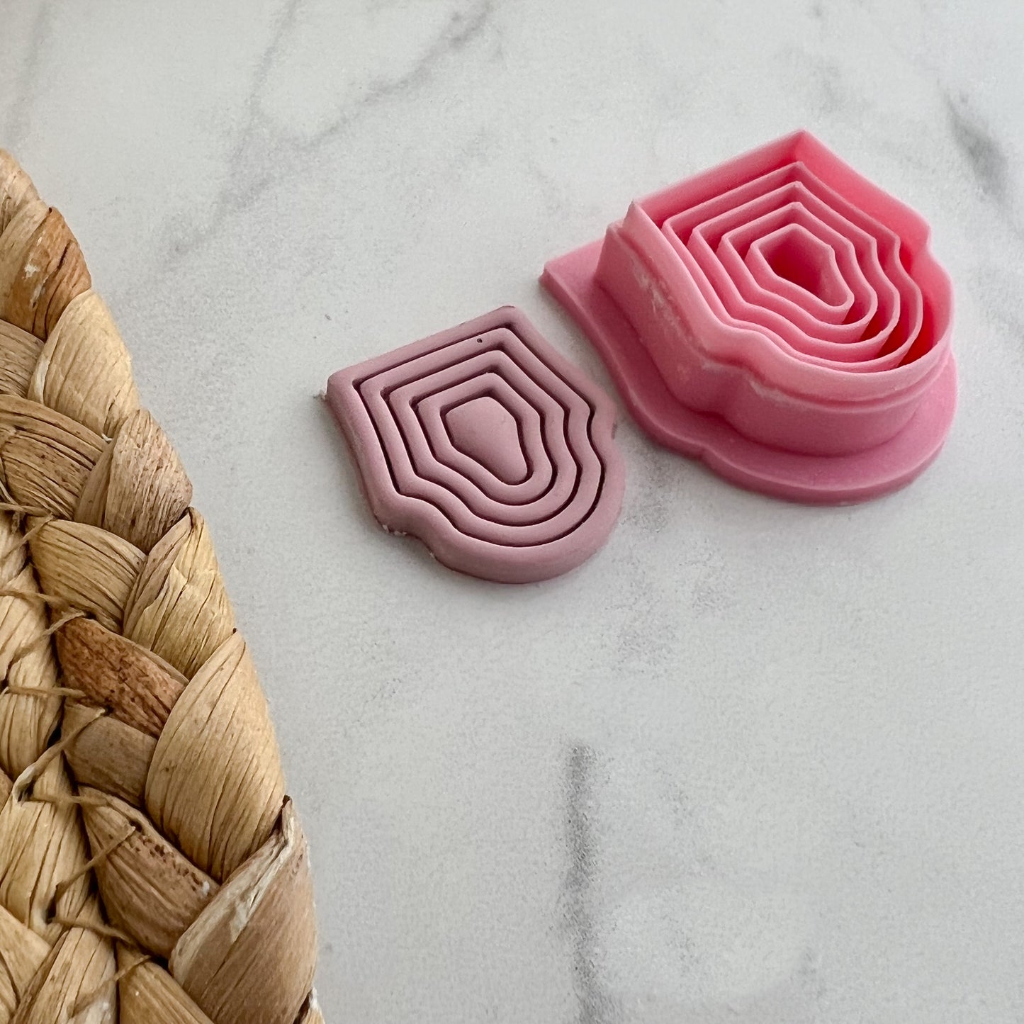 Medium Multi-Lined Stud Polymer Clay Cutter