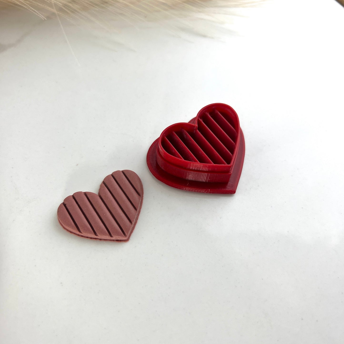Cortadores de arcilla polimérica de San Valentín de corazón mediano