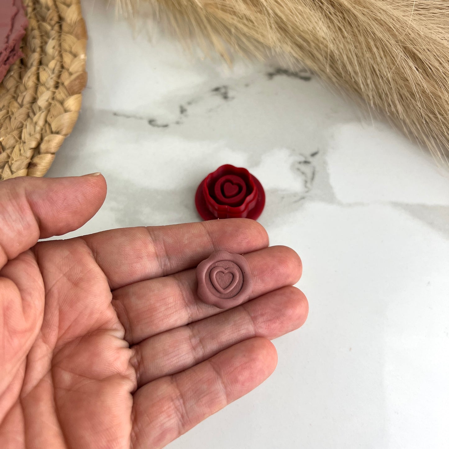 Cortador de arcilla polimérica con sello de cera de corazón para el día de San Valentín