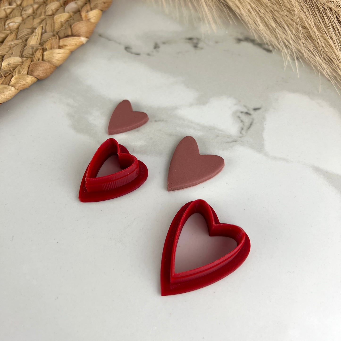 Cortador de arcilla polimérica con forma de corazón cónico para el día de San Valentín, pequeño y mediano
