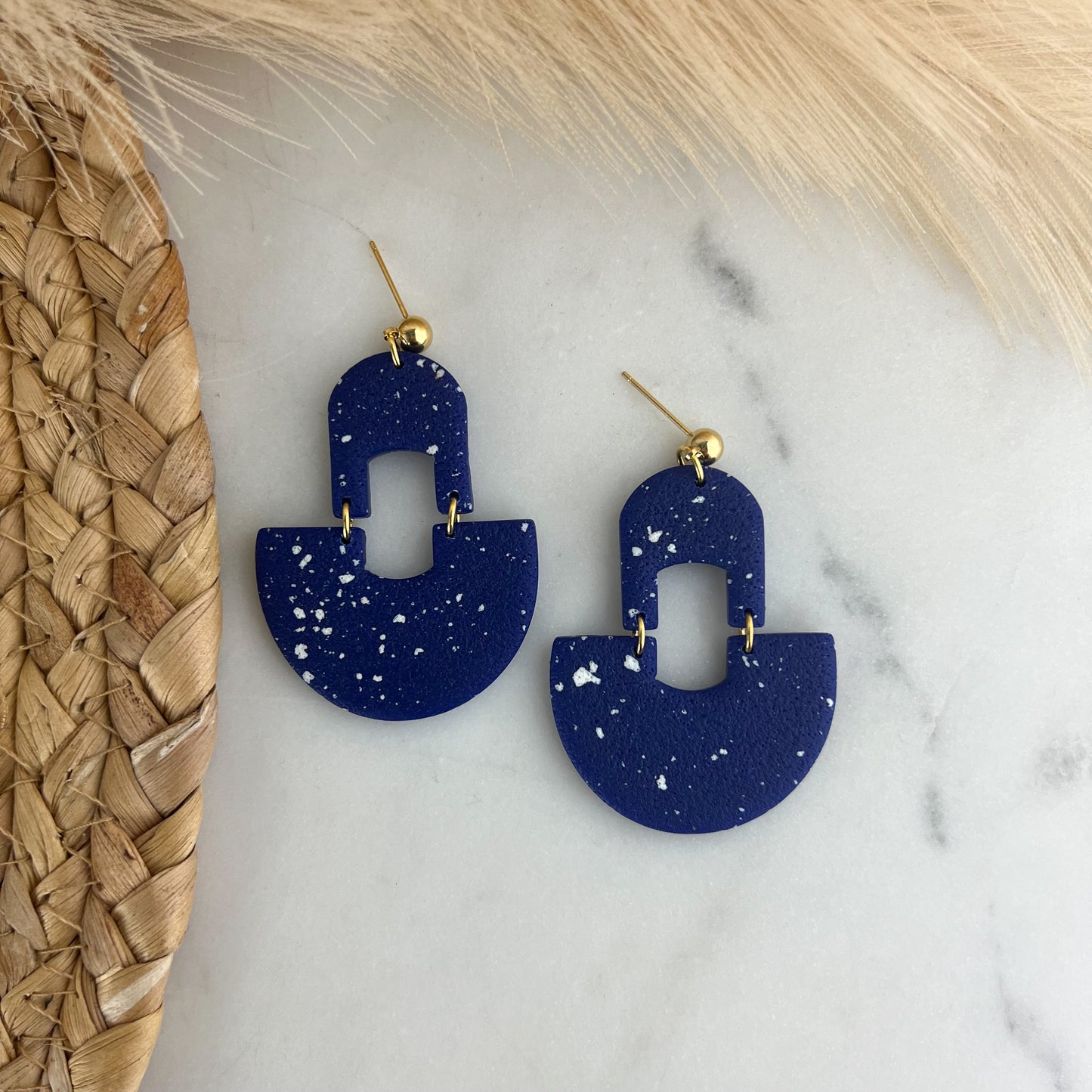 Pendientes de arcilla polimérica arco mini y grandes