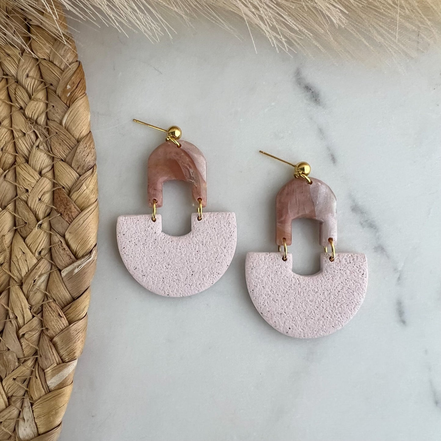Pendientes de arcilla polimérica arco mini y grandes
